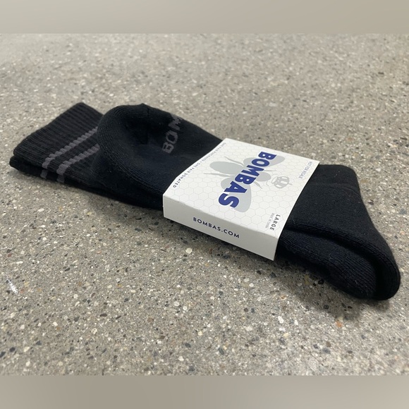NWT Bombas Black Socks unisex size large 1 pair - Picture 8 of 8